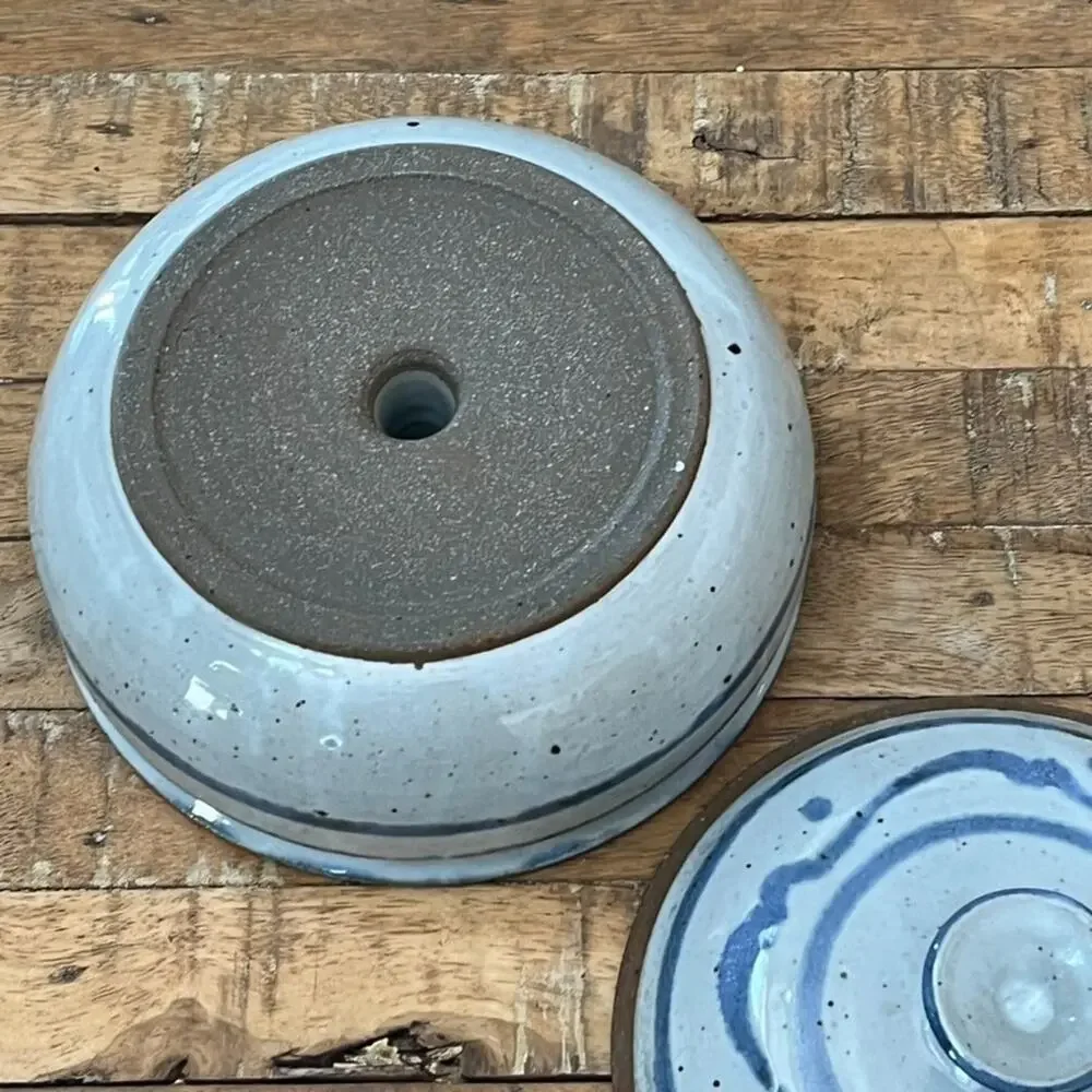 Vintage Handmade Stoneware Bundt Cake Pan Bakeware 7.75